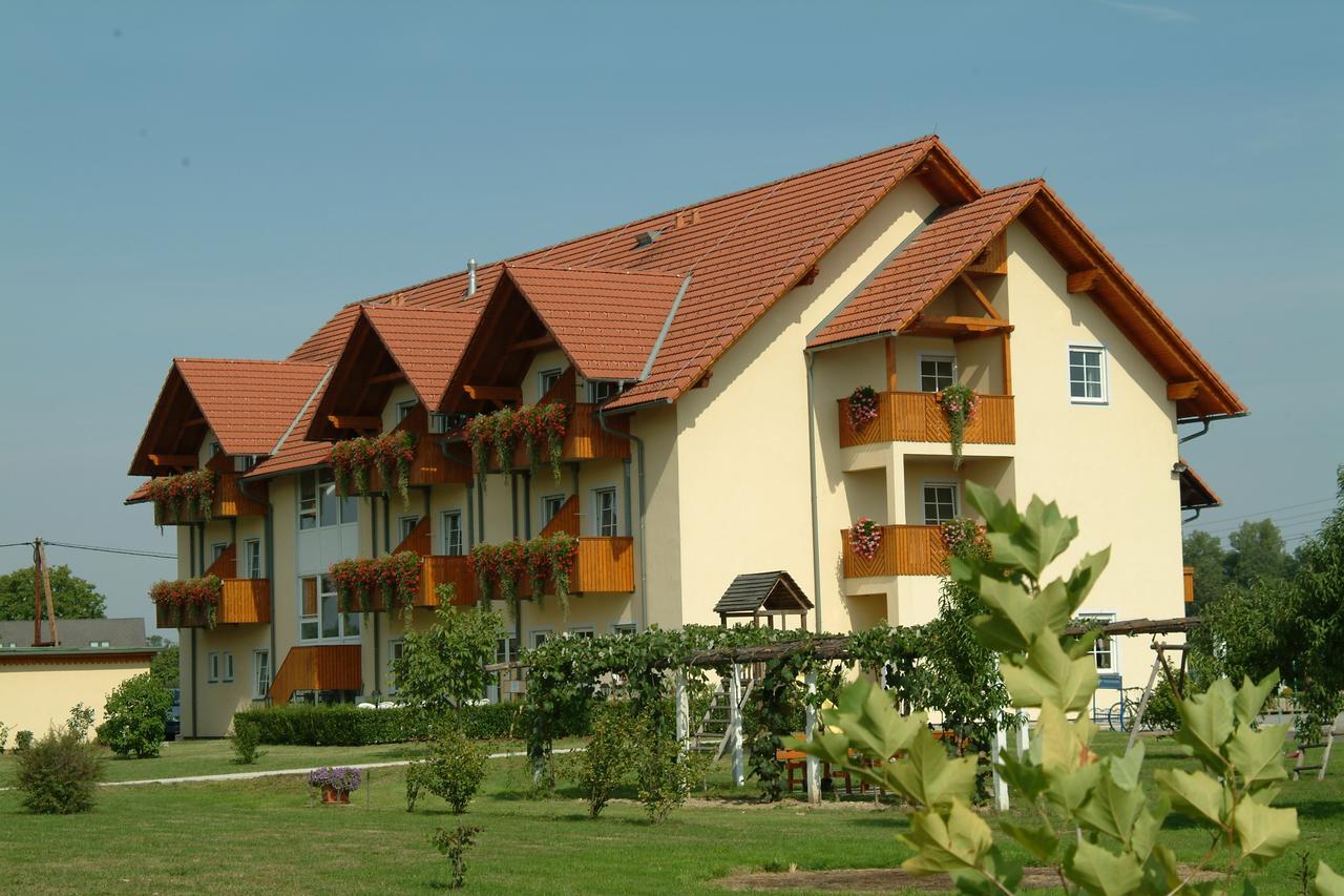 Radhotel Schischek Oberpurkla Экстерьер фото